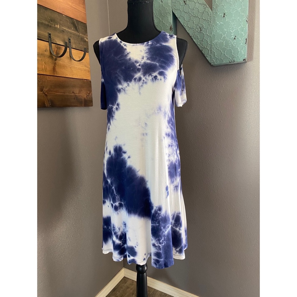 Cold shoulder blue and white tie dye dress. Size L